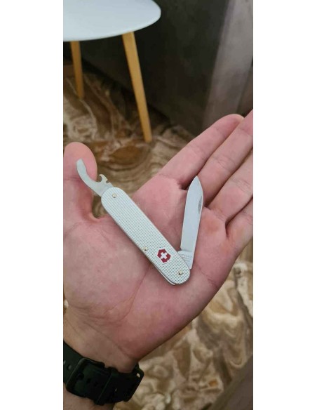 Νo 0.2300.26 VICTORINOX SILVER ALOX BANTAM